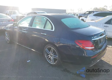 2019 Mercedes-Benz E 300 из США, поврежденный, VIN WDDZF4JB9KA679153